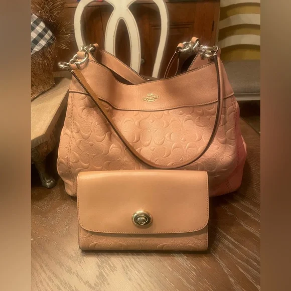NEW Authentic COACH BAG with NWT matching Wallet - Picture 2 of 16
